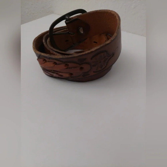 TexTan Vintage Tooled Leather 36 inch mems belt & buckle Cognac brown - Picture 3 of 10